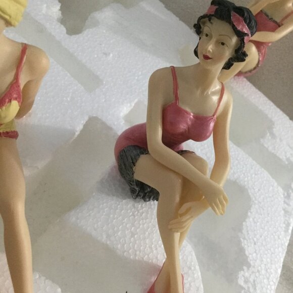 6 Flapper Bathing Suit Lingerie Figurines Shelf Sitters WMG 2007 - Picture 8 of 15
